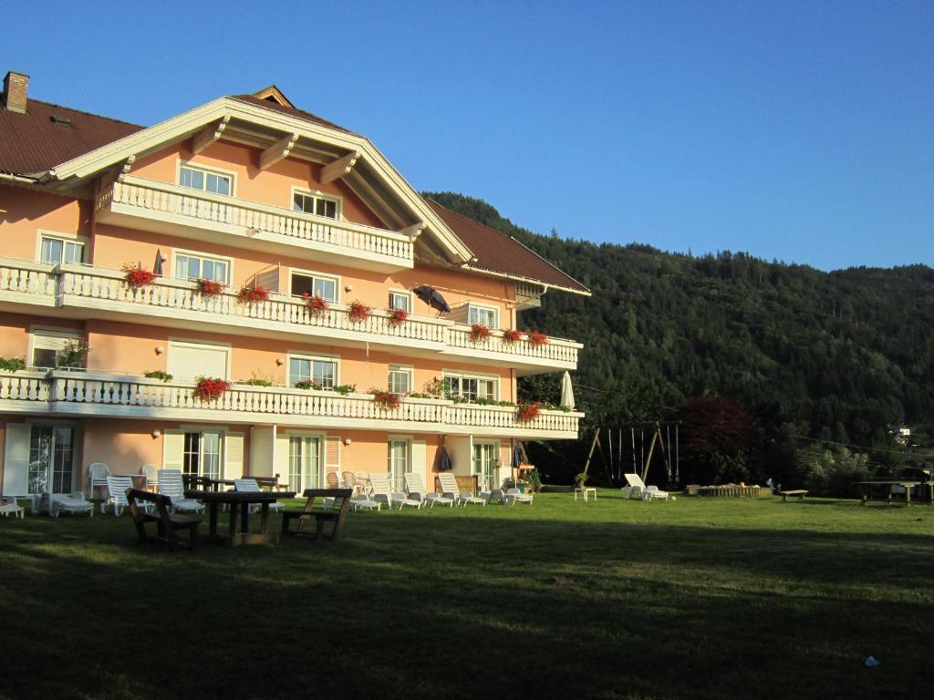 Appartementhaus Karantanien Am Ossiacher *